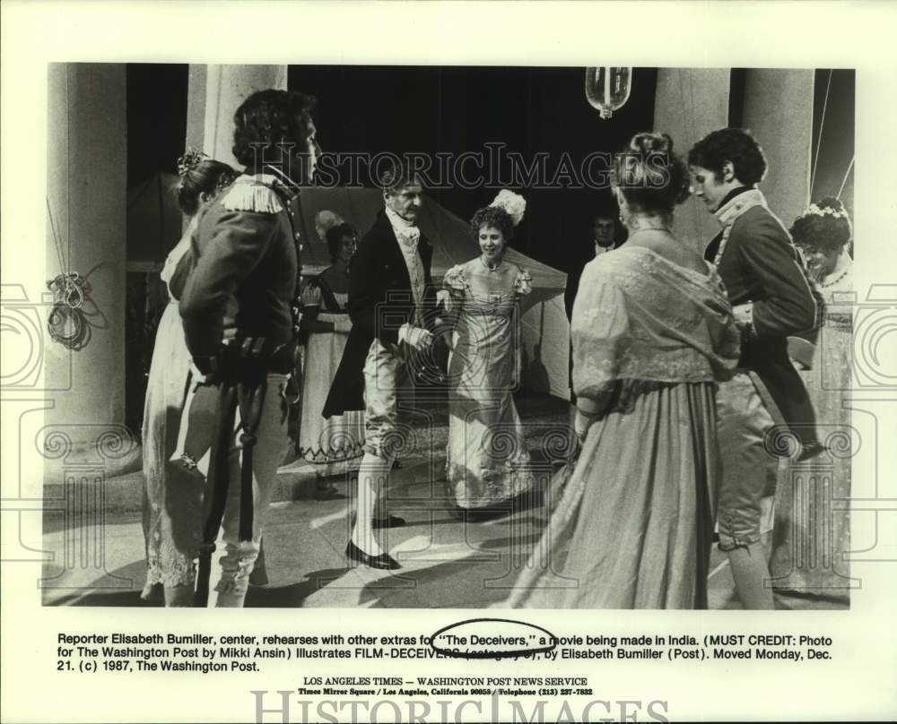 1987 Press Photo Reporter Elisabeth Bumiller rehearses in The Deceivers" movie- Historic Images