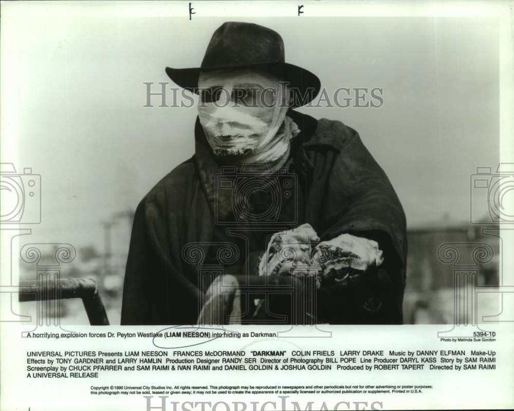 1990 Press Photo Actor Liam Neeson in &quot;Darkman&quot; movie - Historic Images