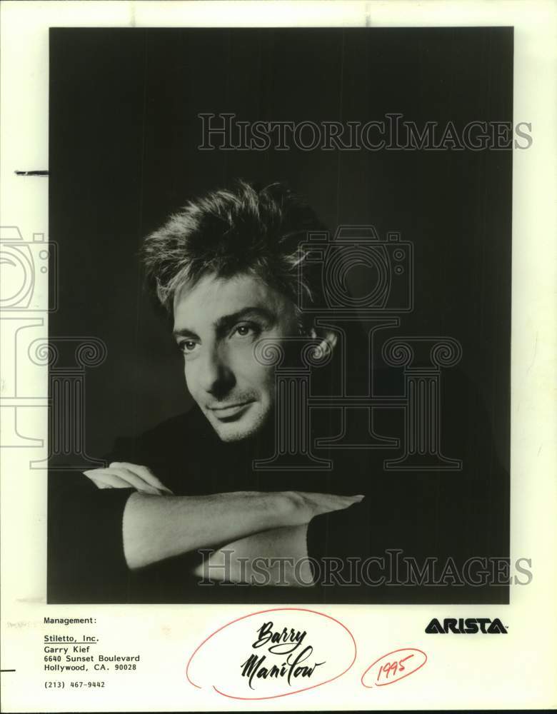 1995 Press Photo Singer Barry Manilow in closeup portrait - Historic Images