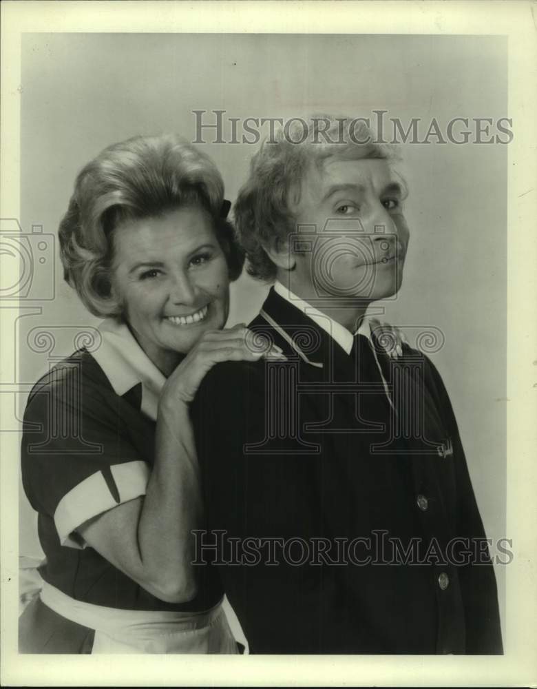 1975 Press Photo Actor Henry Gibson with Actress in show portrait - sap25613- Historic Images