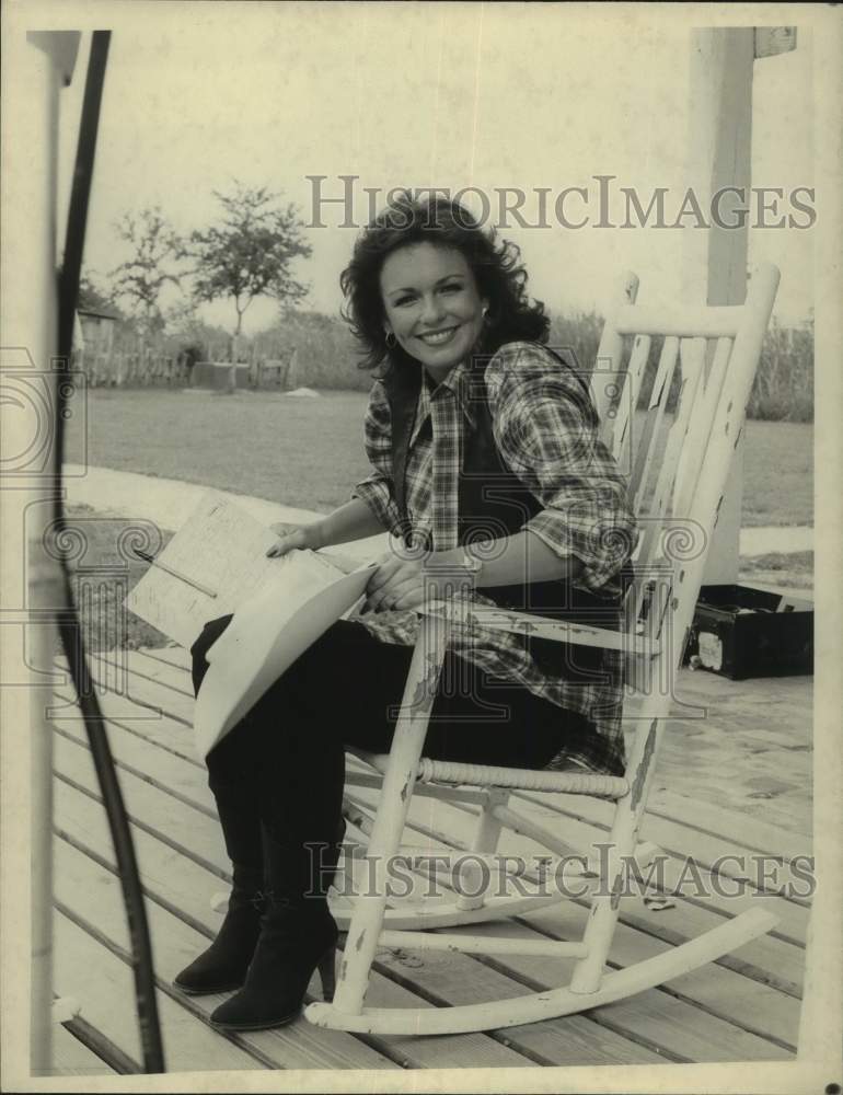 Press Photo Phyllis George, Actress - Historic Images