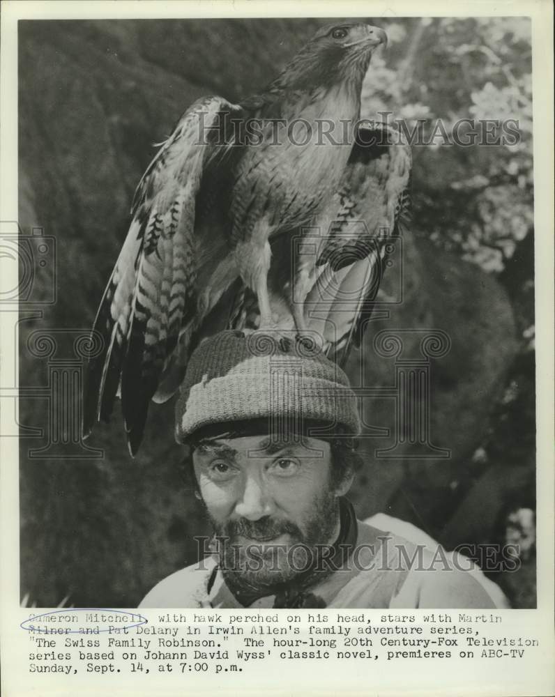 Press Photo Actor Cameron Mitchell in "The Swiss Family Robinson" on ABC-TV - Historic Images