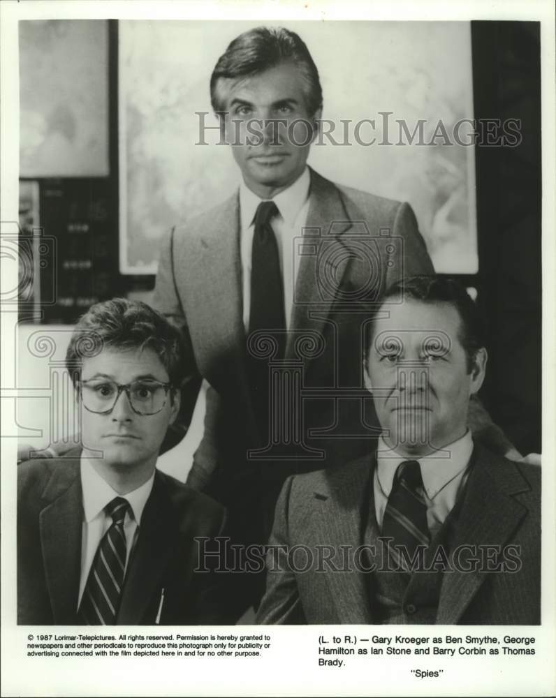 1987 Press Photo Actor George Hamilton with co-stars in &quot;Spies&quot; movie - Historic Images