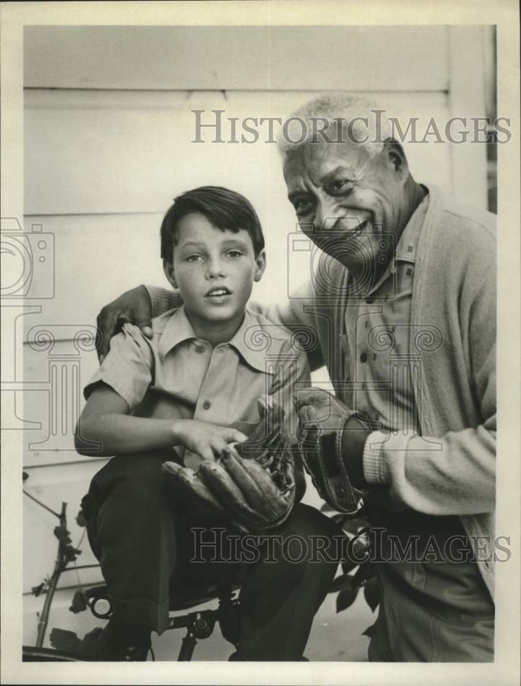 Press Photo Actor Charles Lampkin with co-star in show portrait - Historic Images