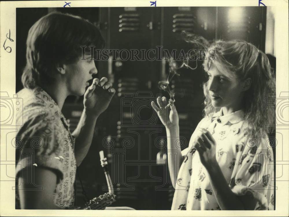 Press Photo Actress Tracy Nelson with co-star in "The Drug Knot" movie - Historic Images