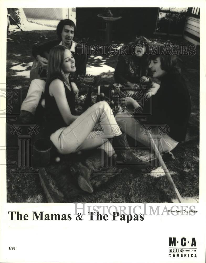 1998 Press Photo Members of The Mamas &amp; The Papas, folk rock vocal group. - Historic Images