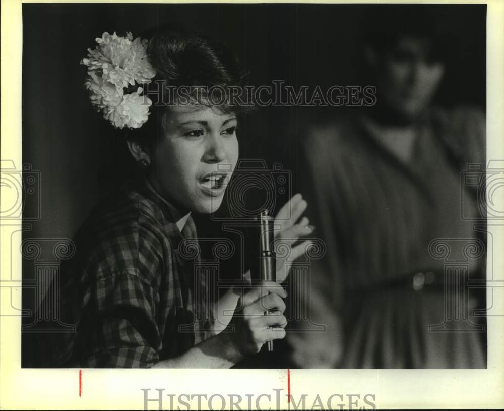 1986 Press Photo Singer Marjorie Heller, San Antonio Little Theater Performance - Historic Images