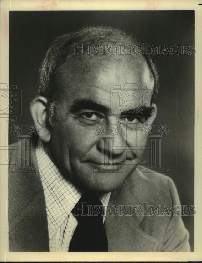 1977 Actor Ed Asner in &quot;Lou Grant&quot; on CBS Television - Historic Images