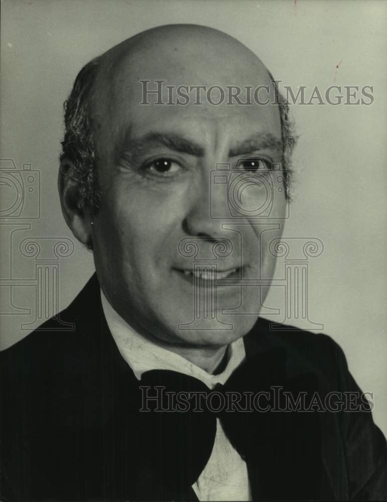 Mi Secretaria, Guillermo Zarur, Actor - Historic Images