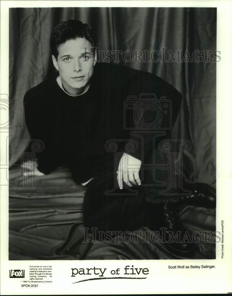 1996 Press Photo Actor Scott Wolf as Bailey Salinger in &quot;Party of Five&quot; Show - Historic Images