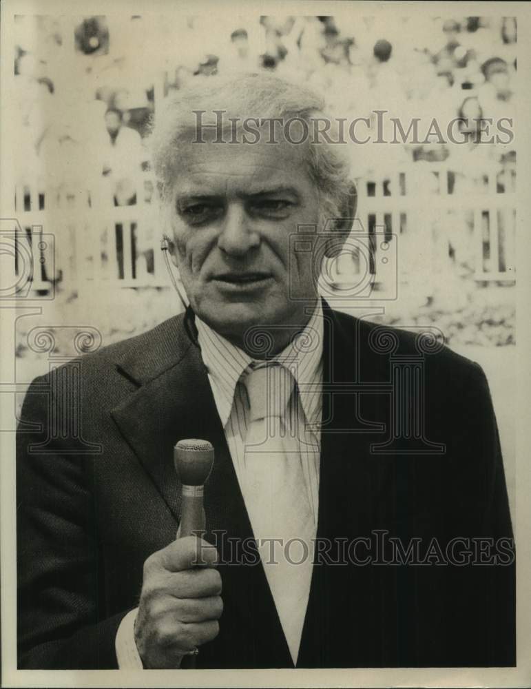 Press Photo Sportscaster Jack Whitaker - sap35213 - Historic Images