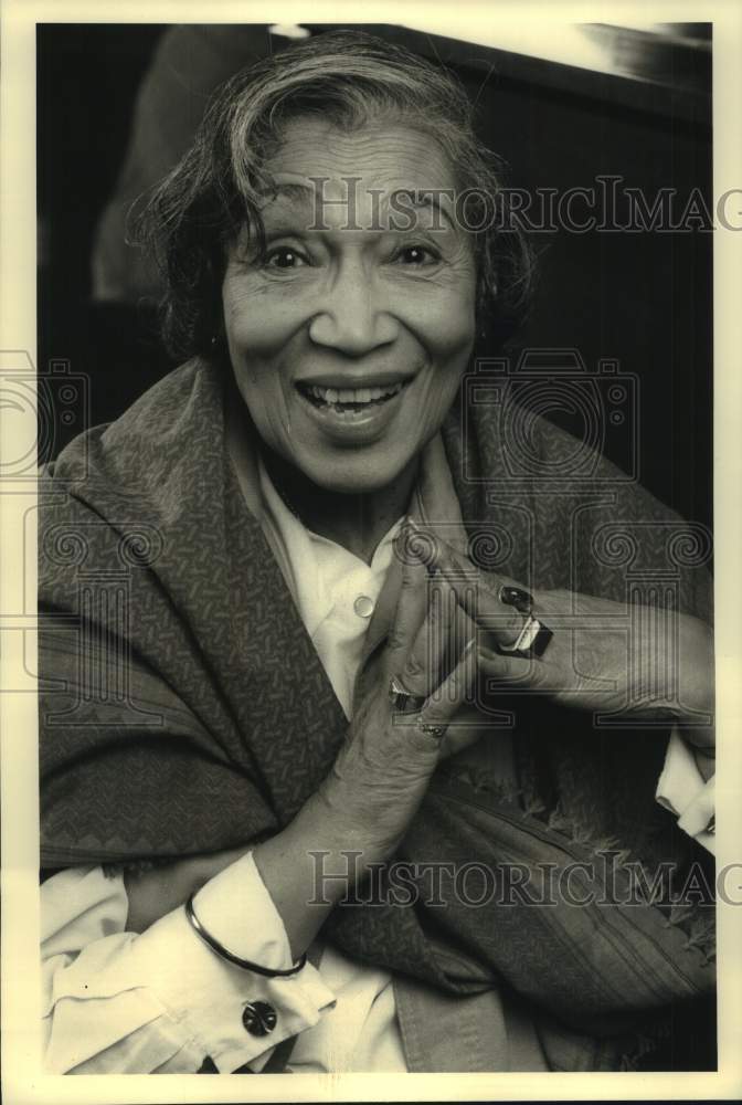 1986 Press Photo Singer Elisabeth Welch at a New York rehearsal studio. - Historic Images