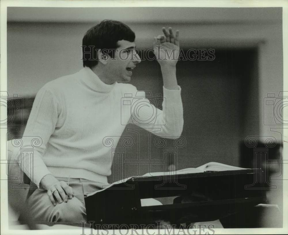 Press Photo Michael Tilson Thomas, American conductor, pianist and composer. - Historic Images