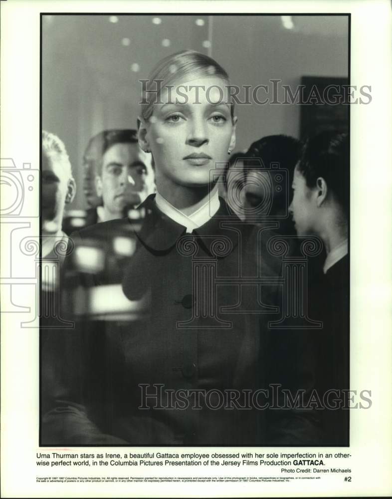 1997 Press Photo Actress Uma Thurman in "Gattaca" movie - Historic Images