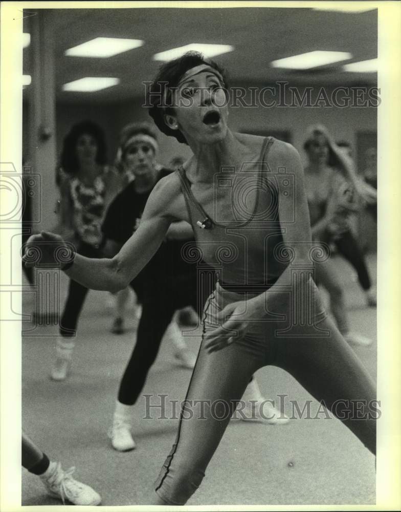 1986 Press Photo Charlene Prichett in fitness class - sap37561 - Historic Images