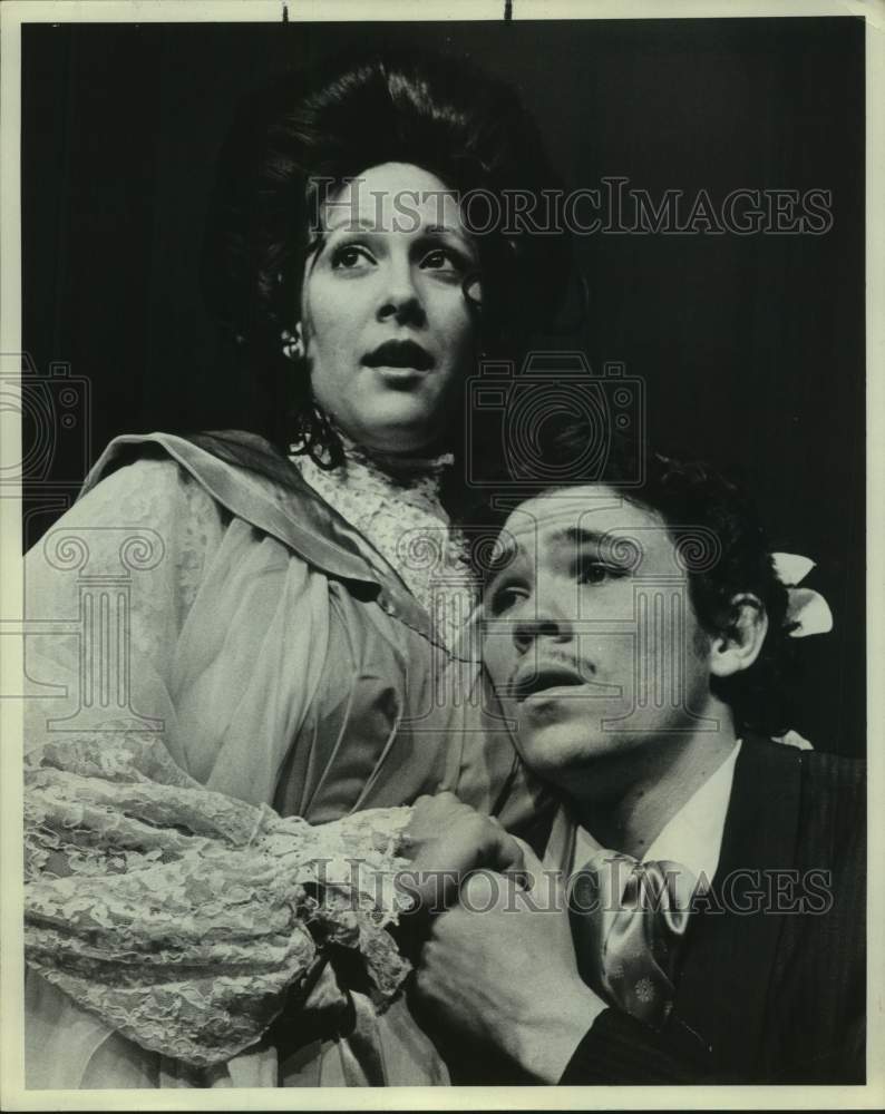 Press Photo Two Trinity University San Antonio Actors in Scene - Historic Images
