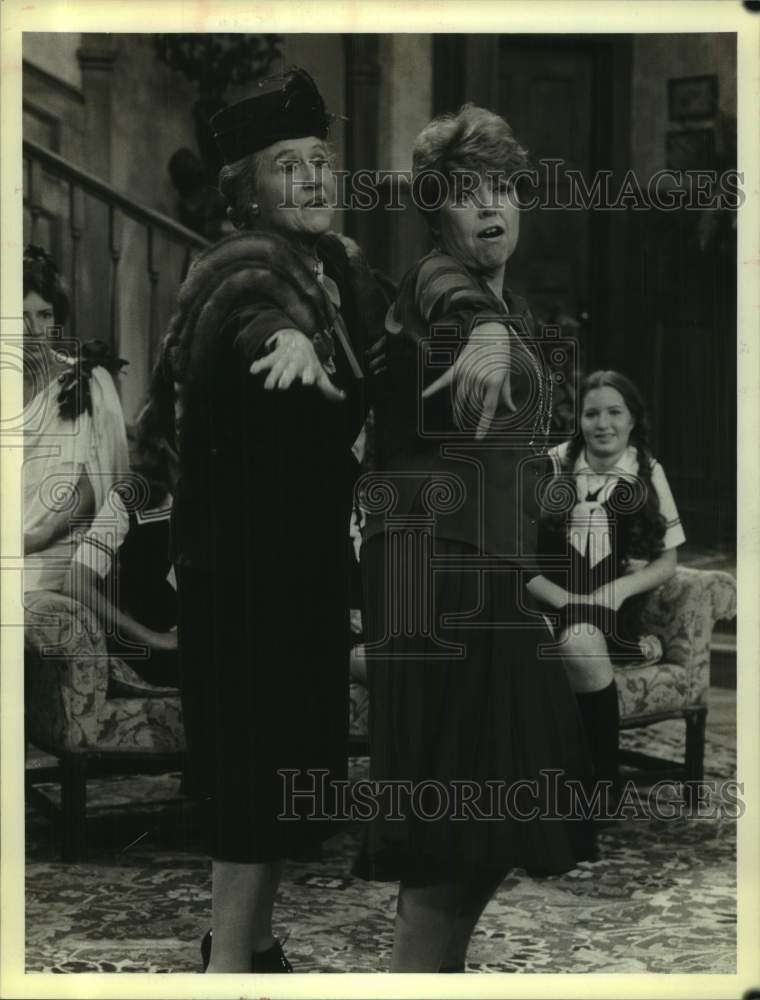 Press Photo Actress Irene Tedrow and co-star - Historic Images