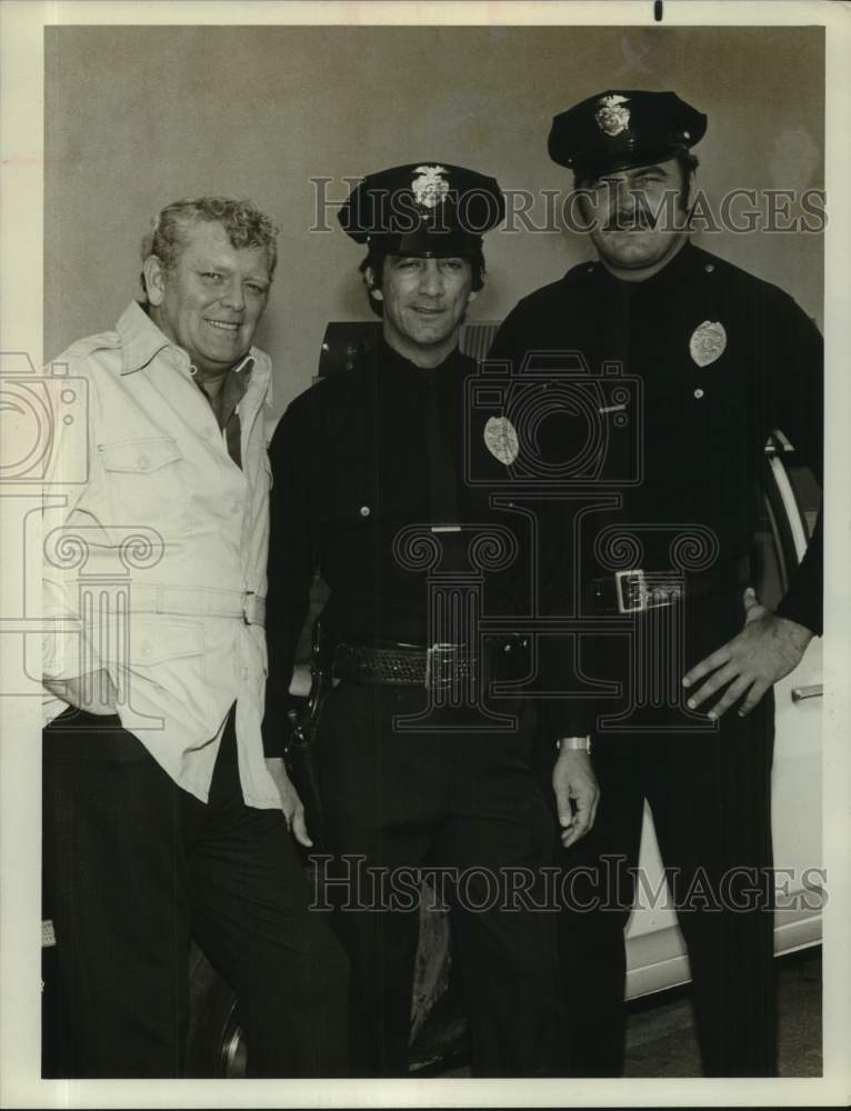1983 Press Photo Actor David Toma with Co-Stars - Historic Images