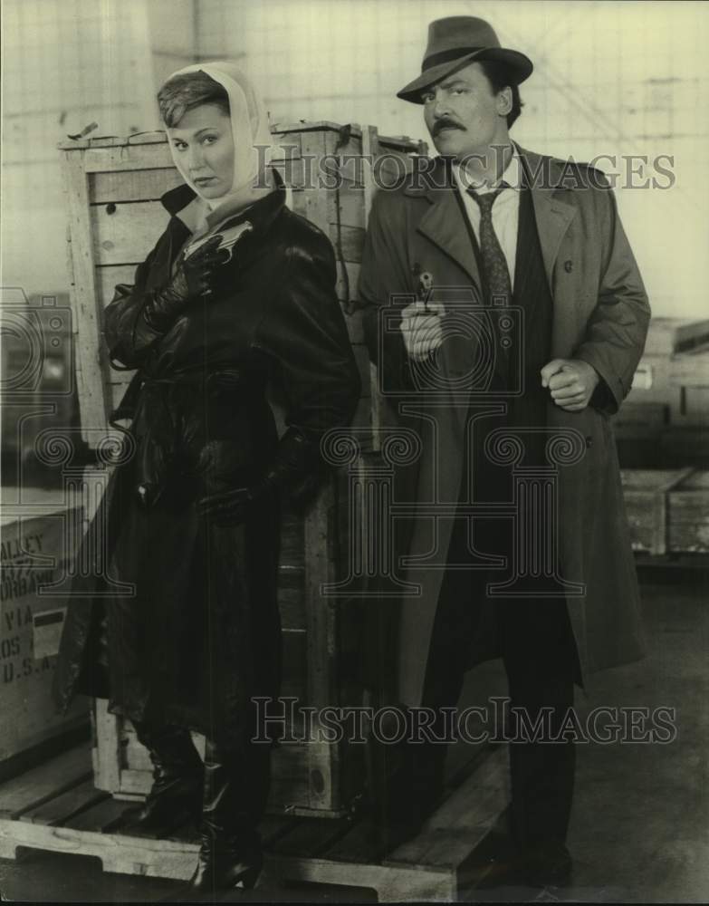 Press Photo Actor Stacey Keach with Actress - Historic Images