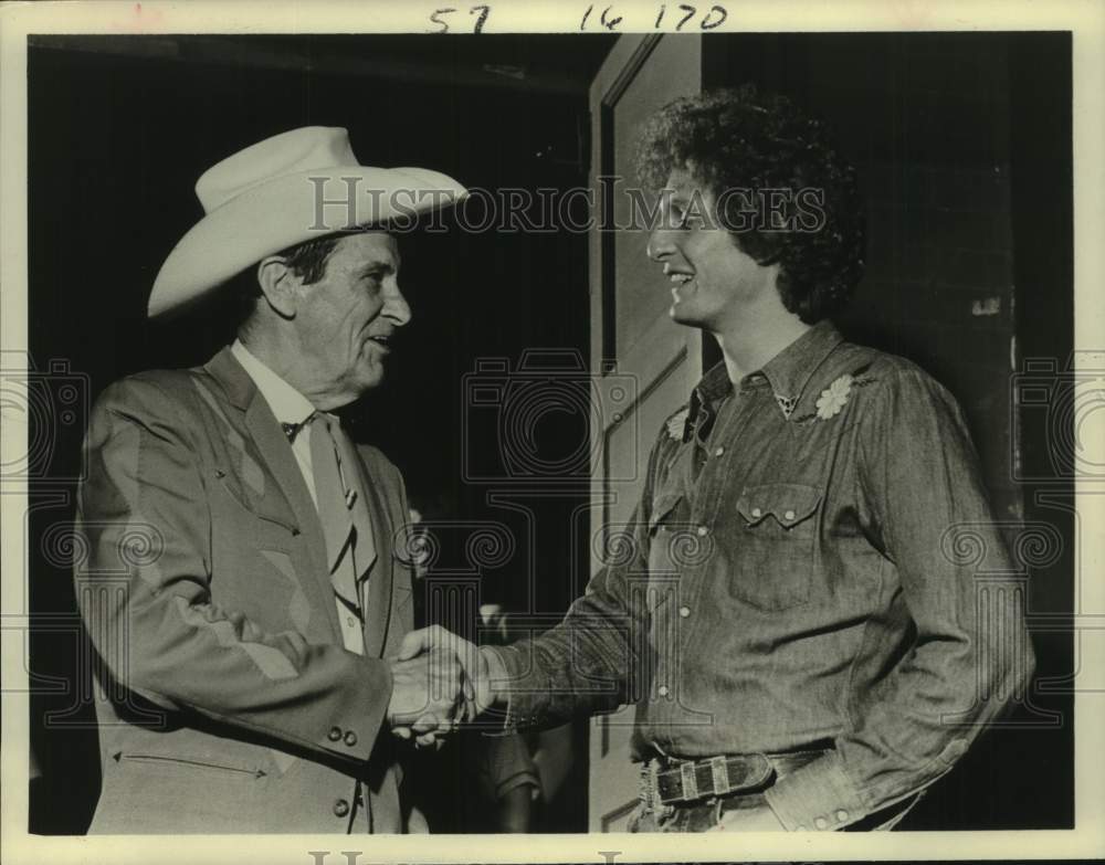 Press Photo Singer Ernest Tubb and Friend - Historic Images