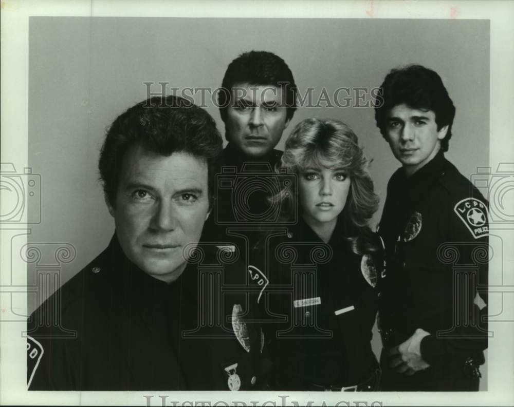 Press Photo Actors William Shatner, Adrian Zmed with co-stars on show - Historic Images