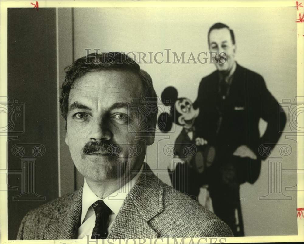 1980 William Yates with Walt Disney and Mickey Mouse in background - Historic Images