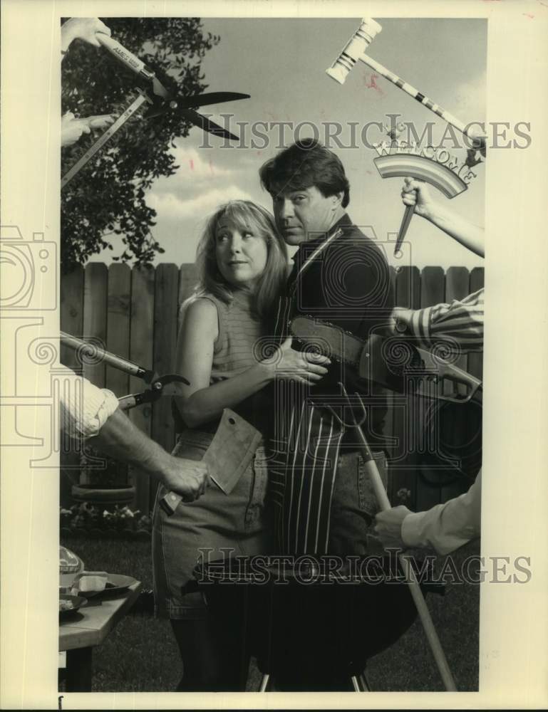 1990 Press Photo Teri Garr and Robert Urich in A Quiet Little Neighborhood. - Historic Images