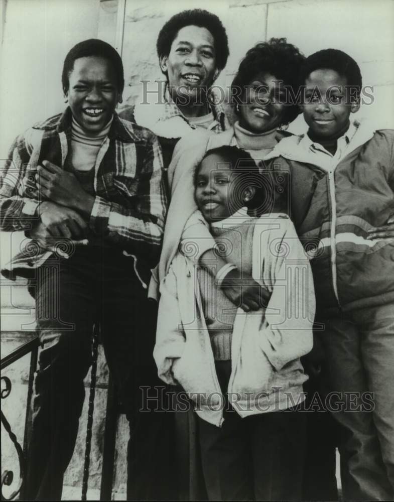 Cicely Tyson, Actress with co-stars in show portrait - Historic Images