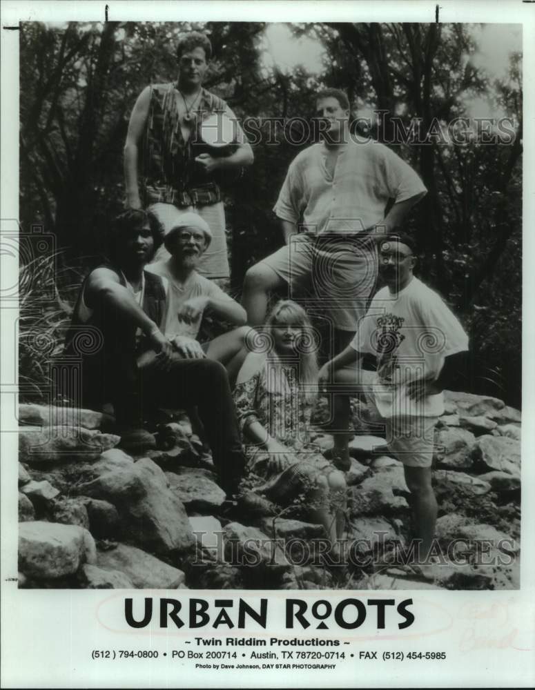 1995 Press Photo Six members of the band Urban Roots - Historic Images