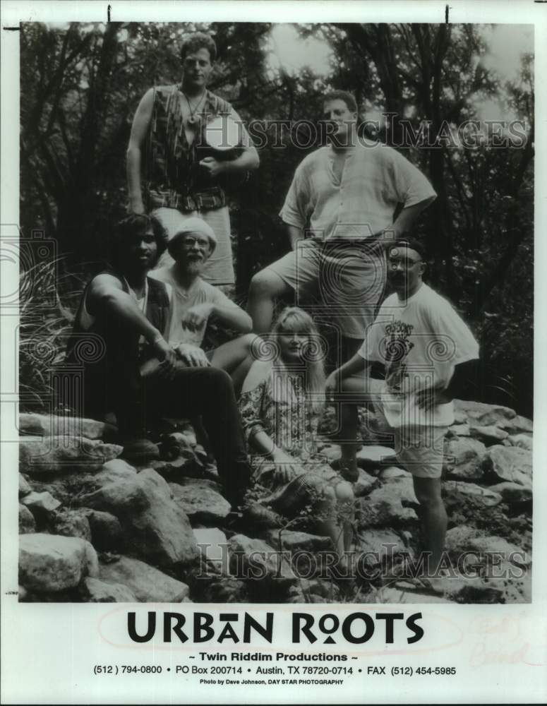 1995 Press Photo Six members of the band Urban Roots - Historic Images