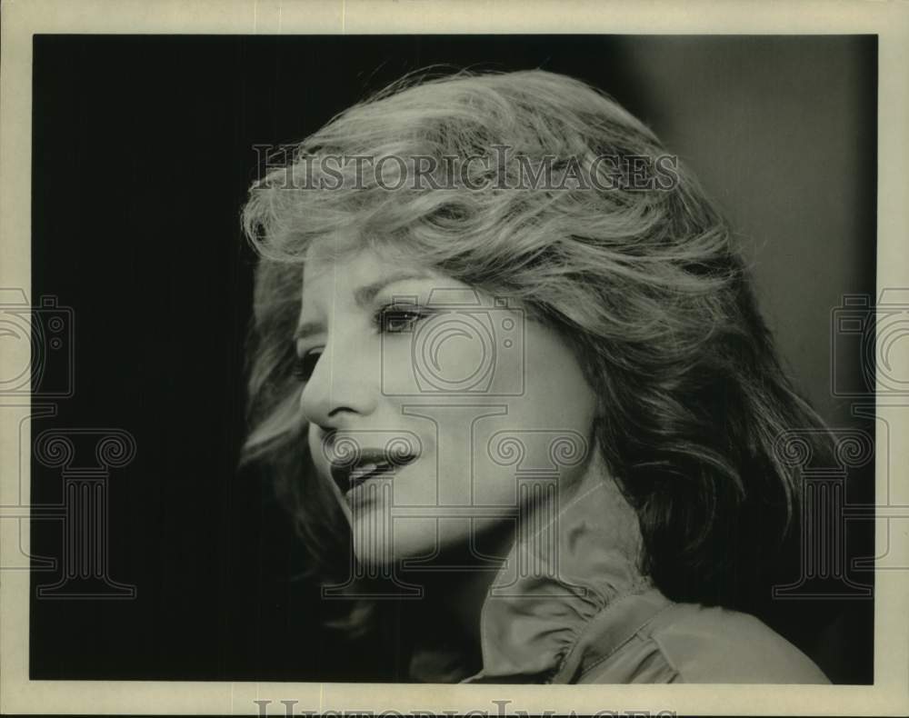 Press Photo Barbara Walters, Host - Historic Images