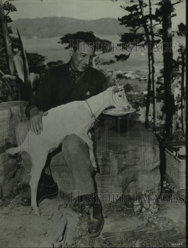 Singer Ezio Pinza with goat - Historic Images