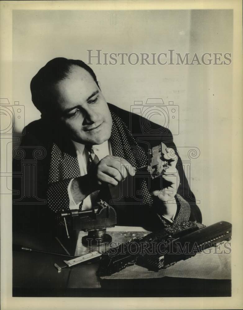 Press Photo Leonard Warren, Singer - Historic Images