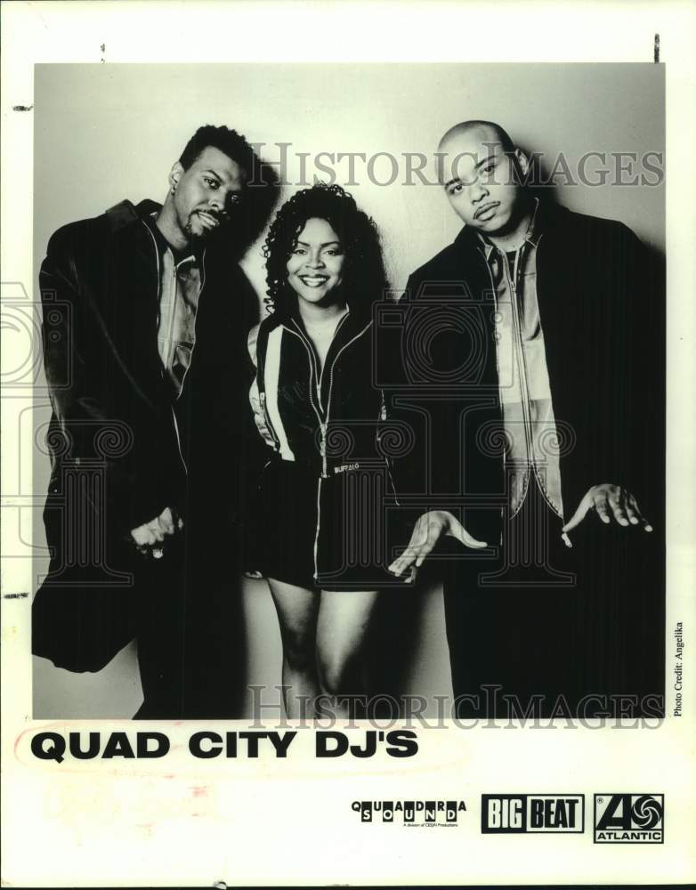 1996 Press Photo Three members of the Quad City DJ's - Historic Images