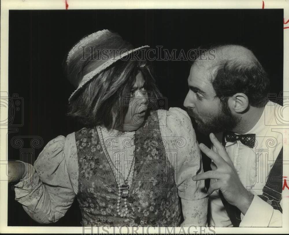Press Photo Lorna May and Mike Green in a scene from a play. - Historic Images