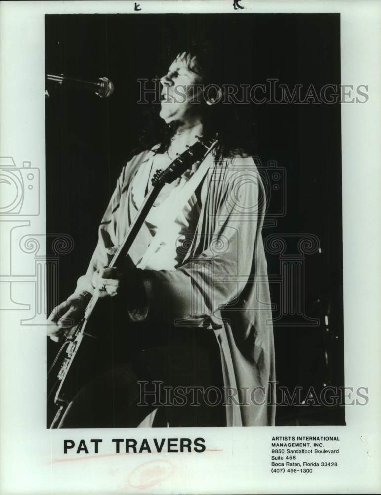 Press Photo Guitar Player Pat Travers - Historic Images