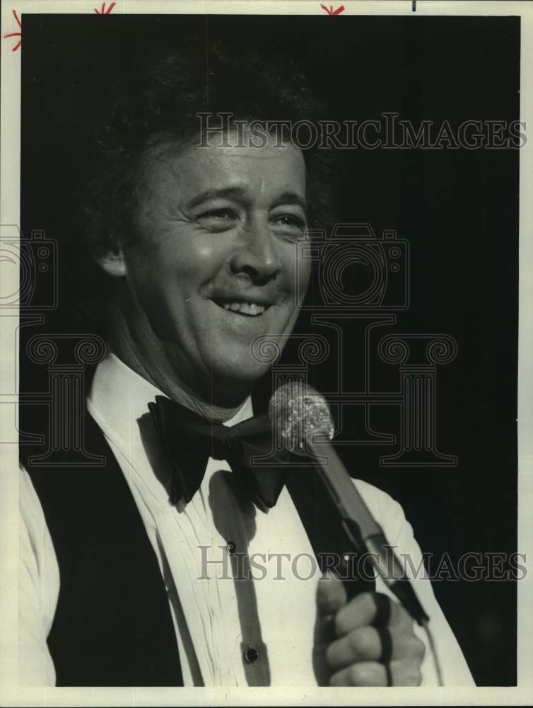 1980 Press Photo NBC TV Show "Skag" Actor Bobby Van - Historic Images