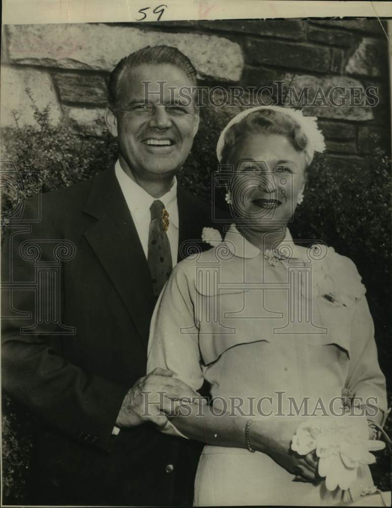 1954 Press Photo Band Leader Horace Heidt & Wife - Historic Images