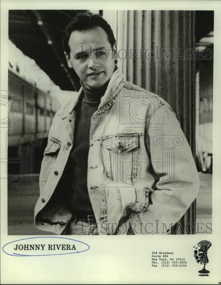 Press Photo Johnny Rivera, American salsa singer. - Historic Images