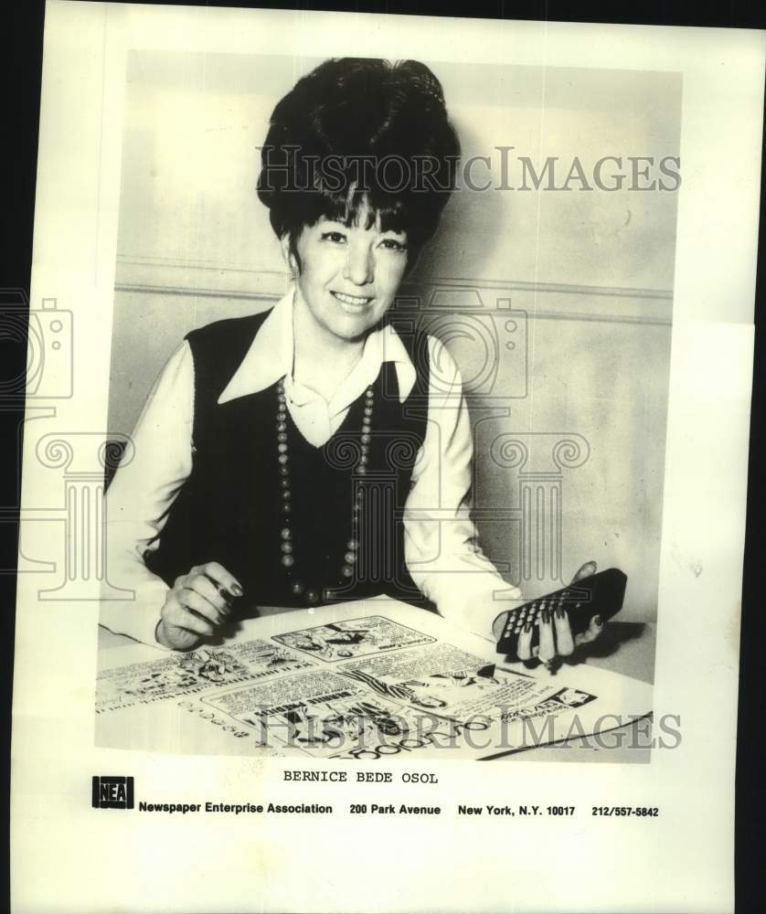 1972 Press Photo Bernice Bede Osol of Astro*Graph, Astrology Columnist - Historic Images