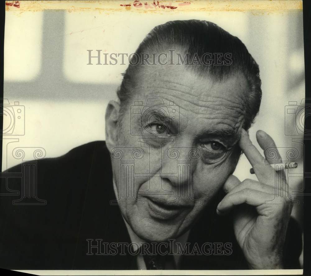 Press Photo Ed Sullivan, TV personality, reporter and columnist. - Historic Images