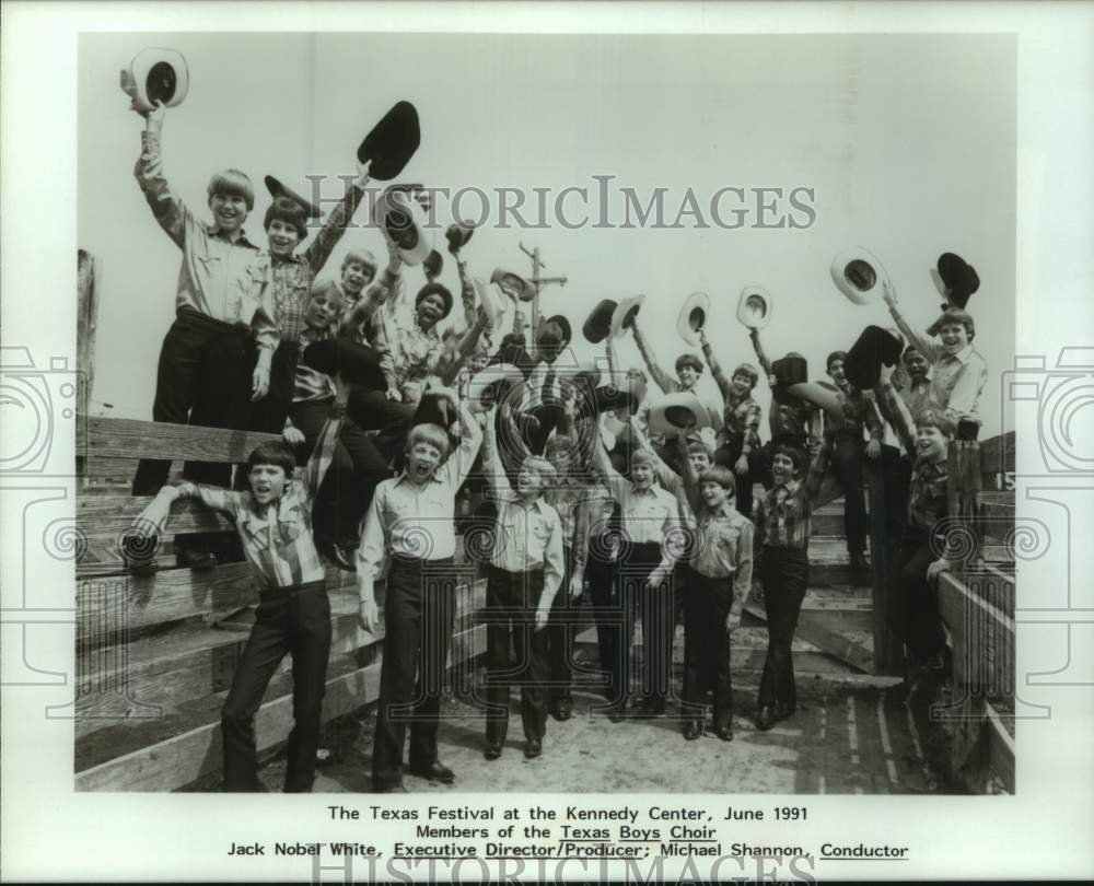 1991 Press Photo Members of Texas Boys Choir at Texas Festival at Kennedy Center - Historic Images