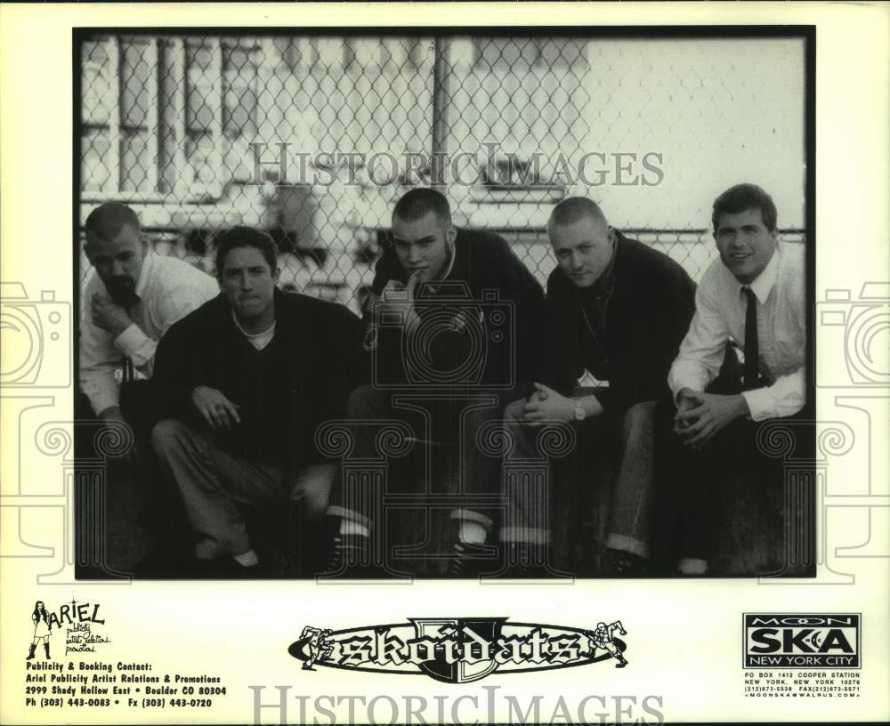 Press Photo Members of The Skoidats, ska and punk rock band. - Historic Images