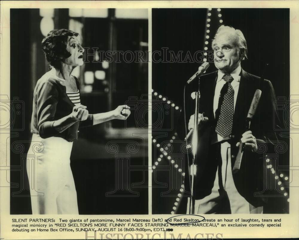 Press Photo Comedians Marcel Marceau &amp; Red Skelton Perform on Stage - Historic Images