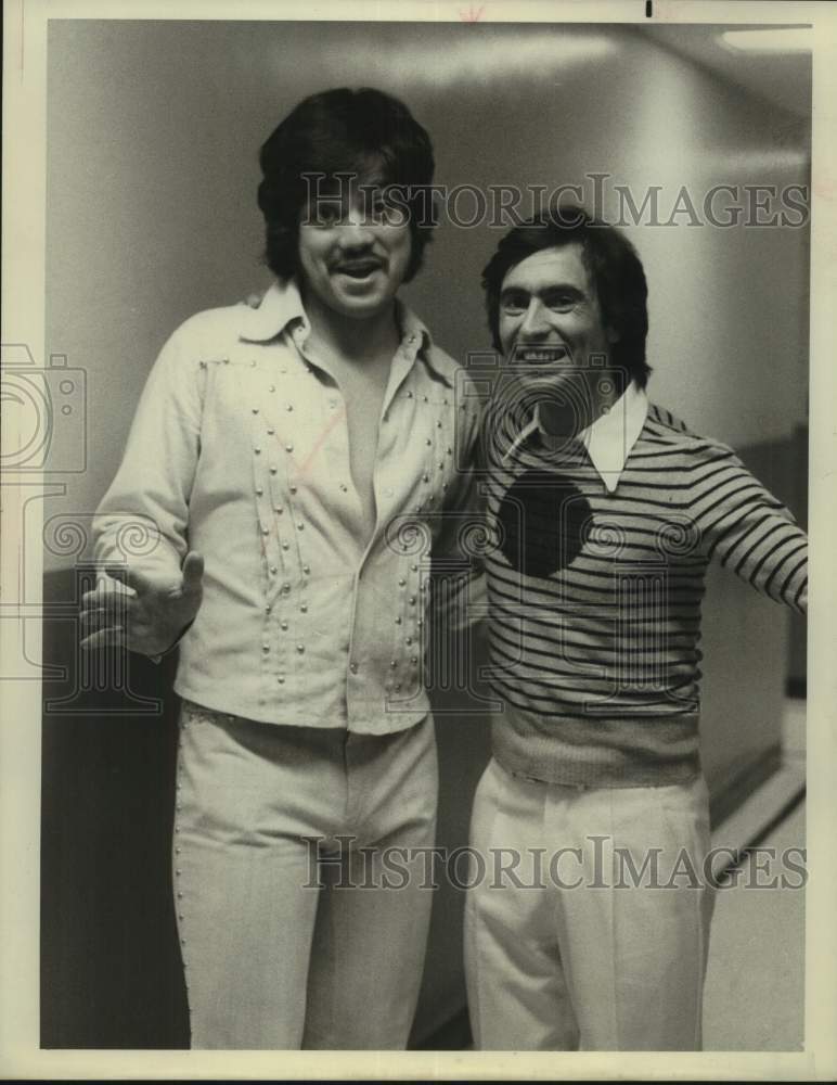 1974 Press Photo David Steinberg, comedian, actor, writer, director and author. - Historic Images