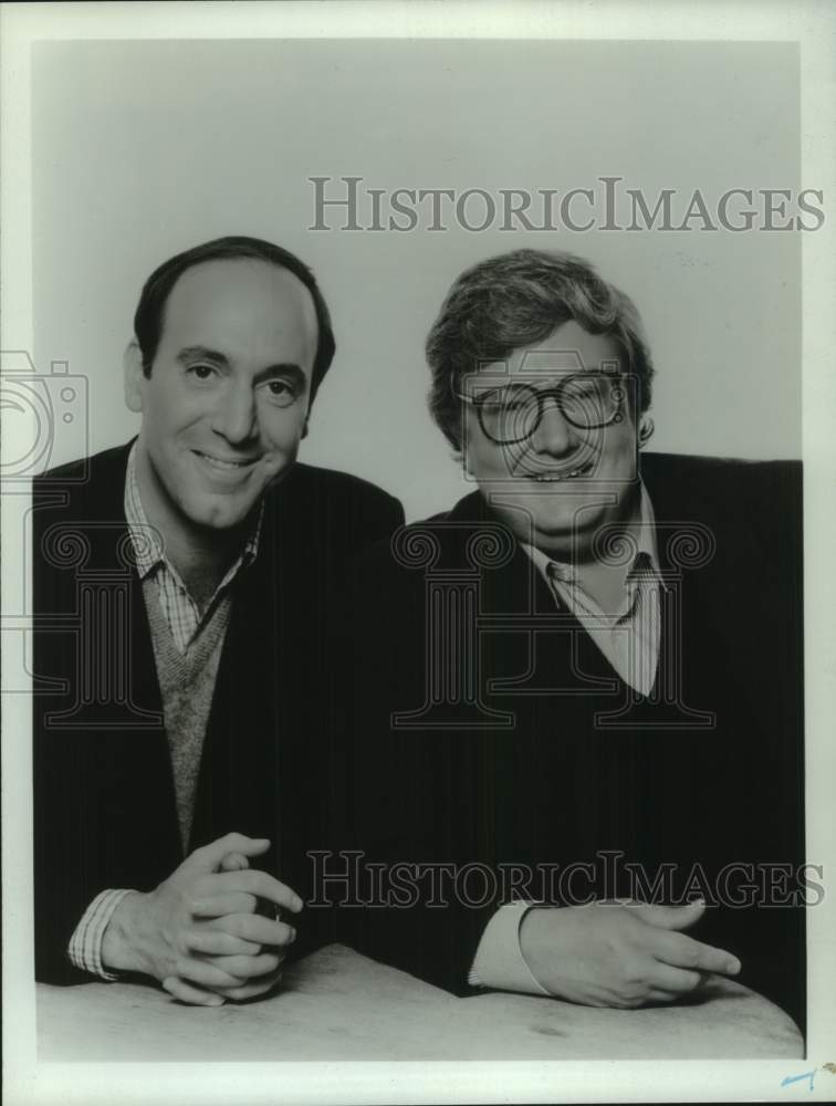 Press Photo Gene Siskel and Roger Ebert host Siskel &amp; Ebert Special. - Historic Images