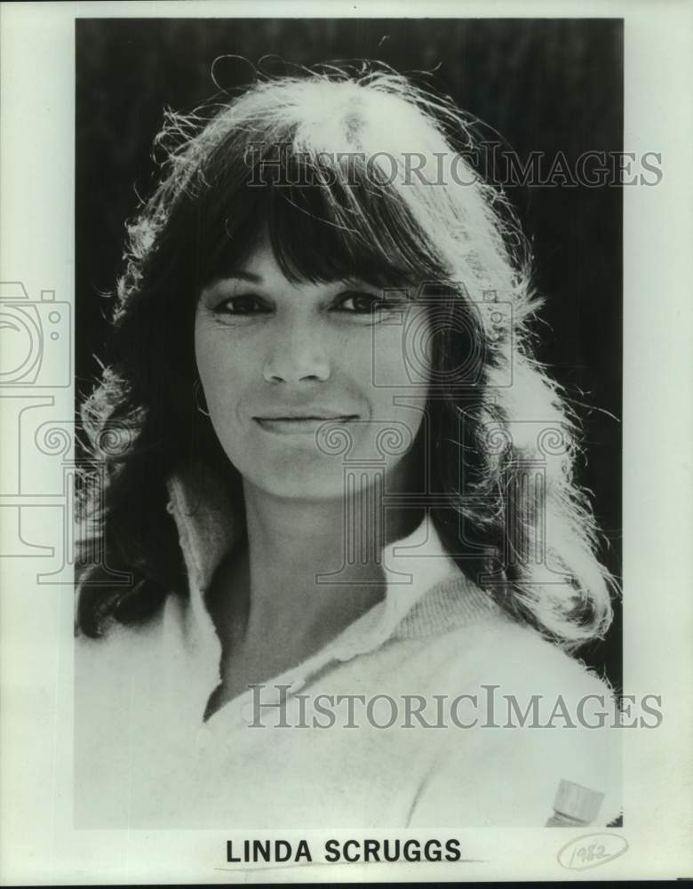 1982 Linda Scruggs, American television actress. - Historic Images