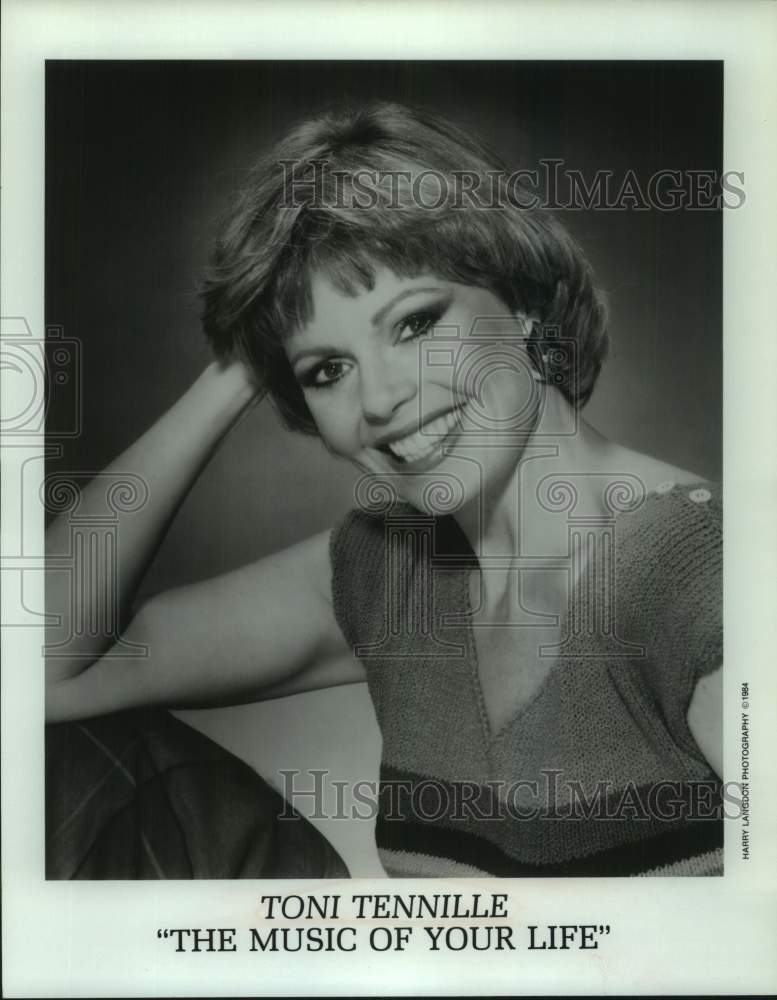 1984 Press Photo Singer Toni Tennille - Historic Images