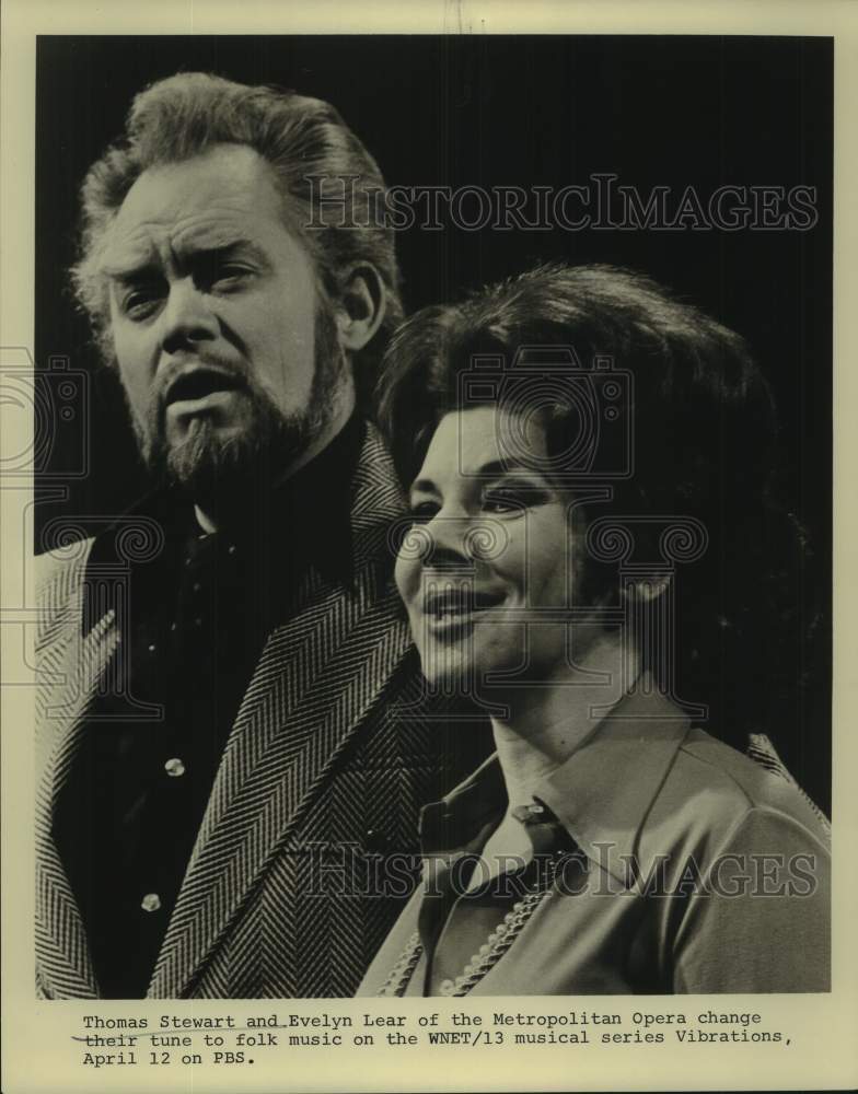 Press Photo Metropolitan Opera Singers Thomas Stewart & Evelyn Lear - Historic Images
