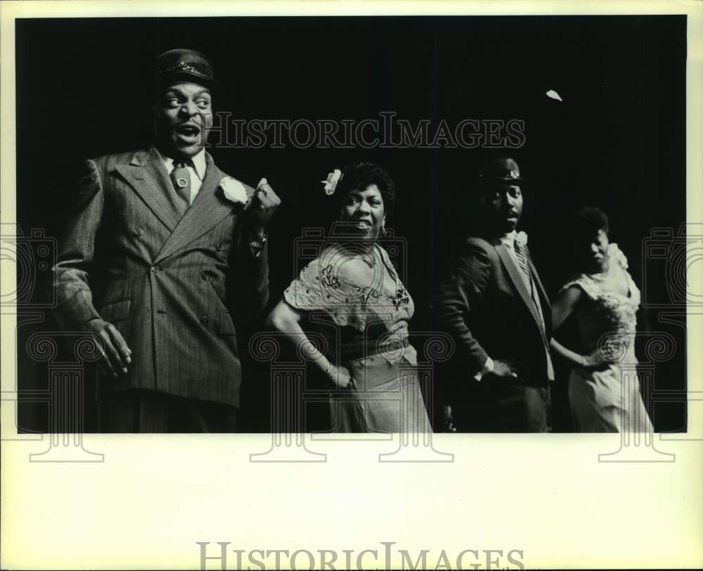 1984 Press Photo Members of San Antonio Little Theater in Ain't Misbehavin'. - Historic Images